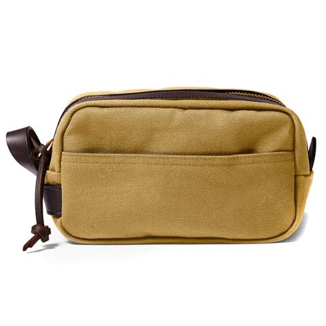 Filson Rugged Twill Travel Kit 11070218 .